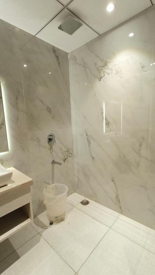 Hotel Blue Sapphire 科塔 外观 照片